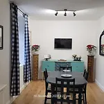 Bed and breakfast Maison St. Saint-James