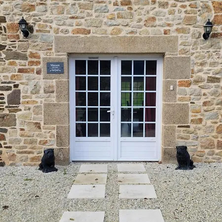 Maison St. Bed & Breakfast