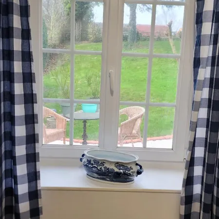 Maison St. Bed & Breakfast *