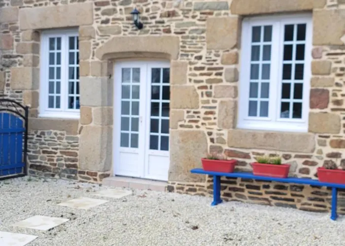 Couette-café Maison St. 3*