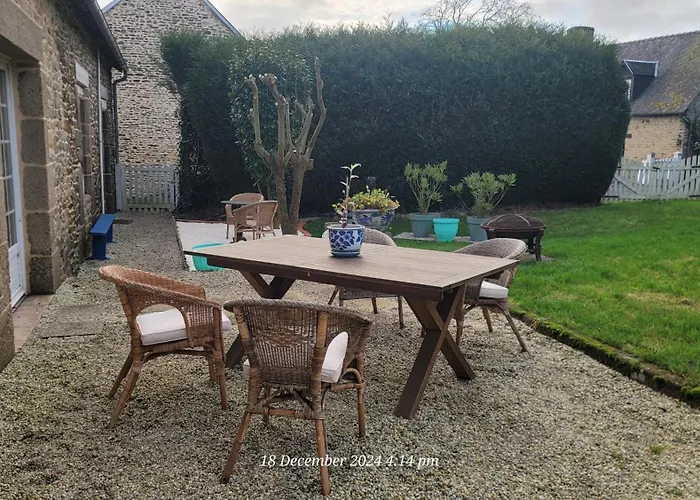 Couette-café Maison St. Saint-James